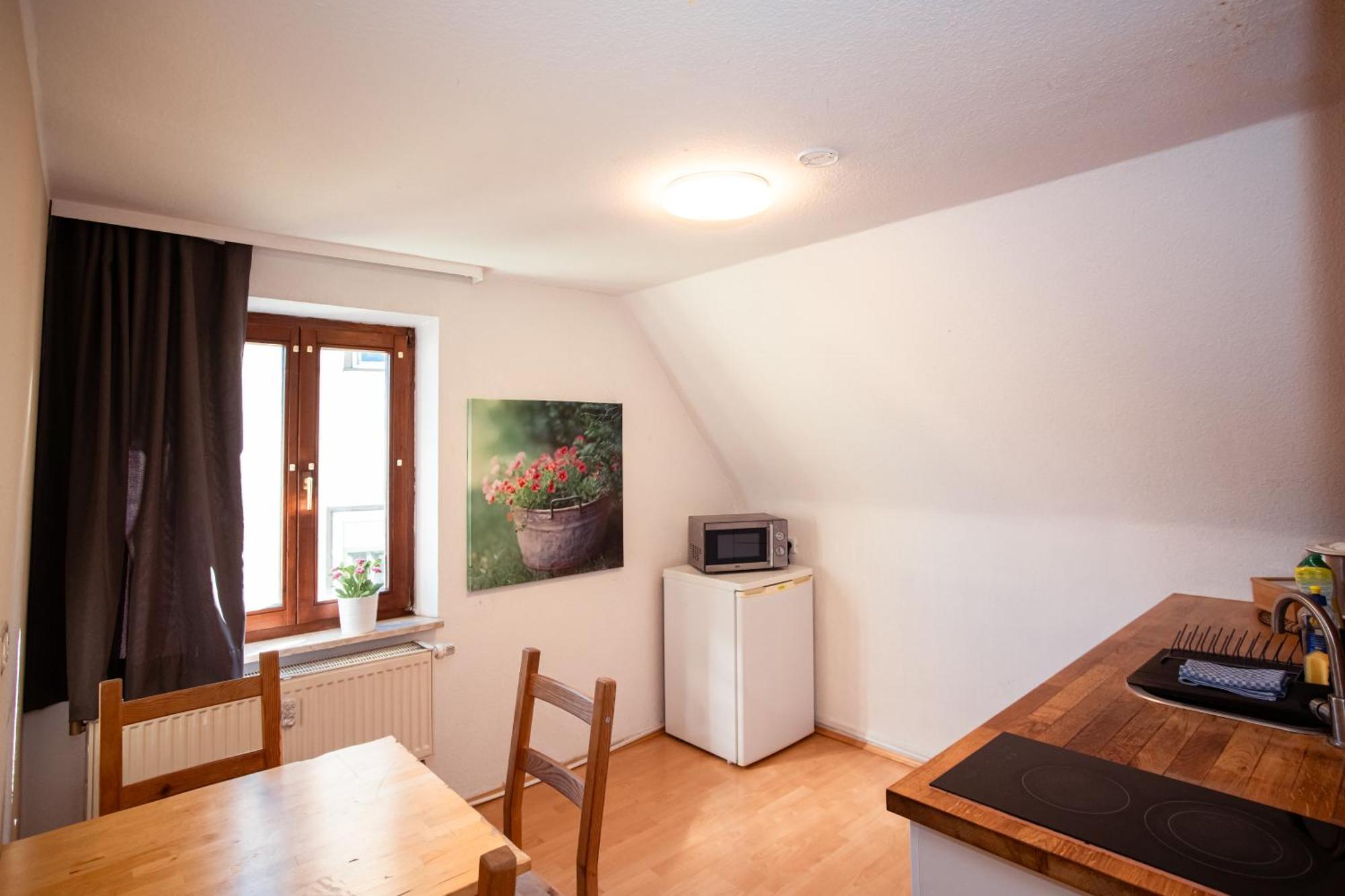 Haus99 Budget Pension & Apartments Fürth 외부 사진